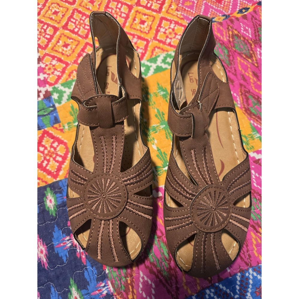 Luo Ge Women Brown Embroidered Cut Out Comfort Wedge Sandals Hook Loop Strap